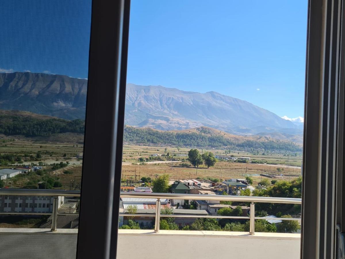 Ned'S Apartment Gjirokaster Exterior photo